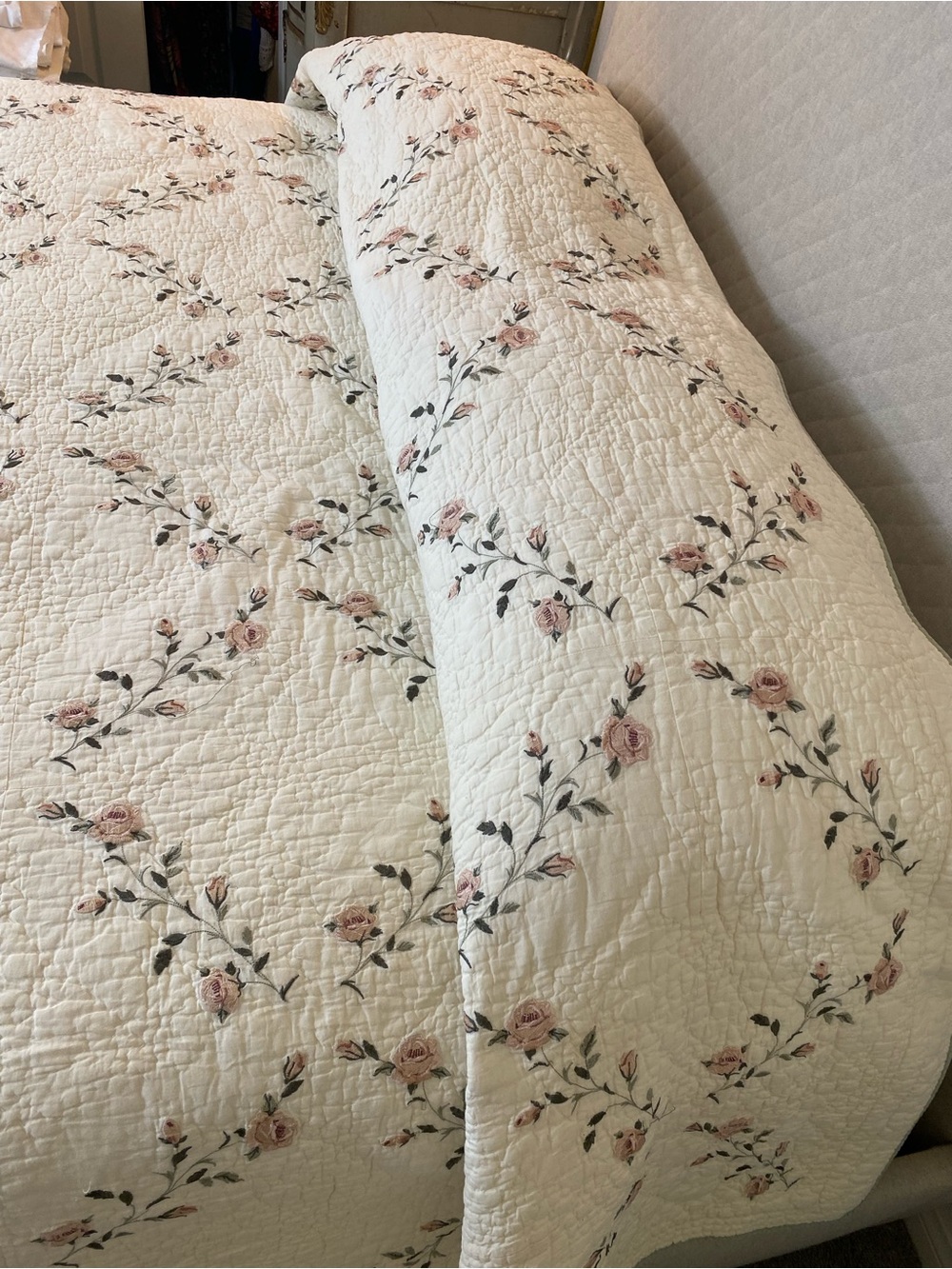 Better Homes And Gardens Cream Quilted Bedspread with Blush Rose Accents